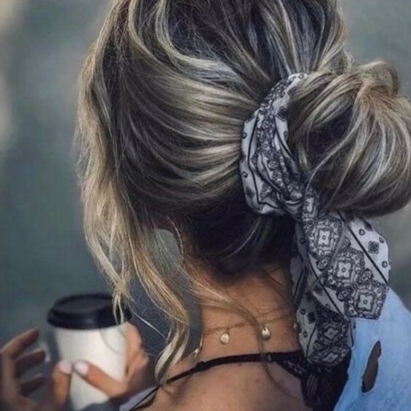 Closeout ▪️Chic Pattern Chiffon Scarf - Picture 2 of 4